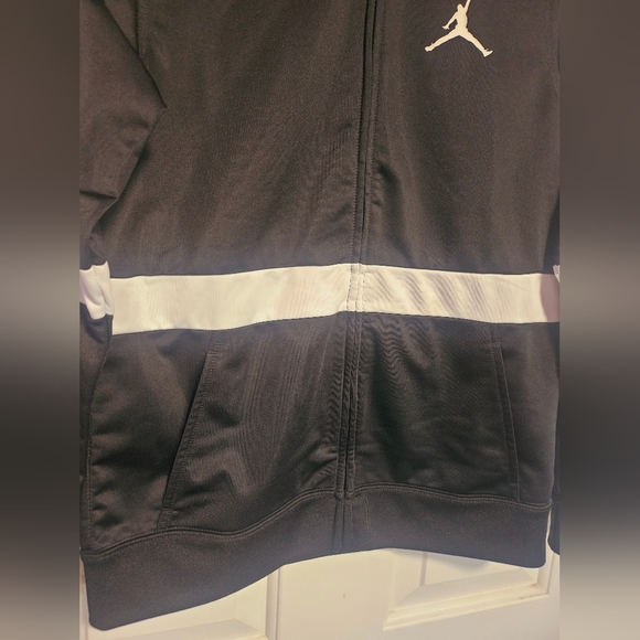 Jordan Hoodie - Picture 2 of 5